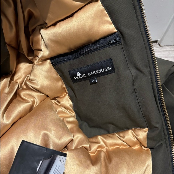 - Moose Knuckles Men’s jacket - Picture 6 of 8